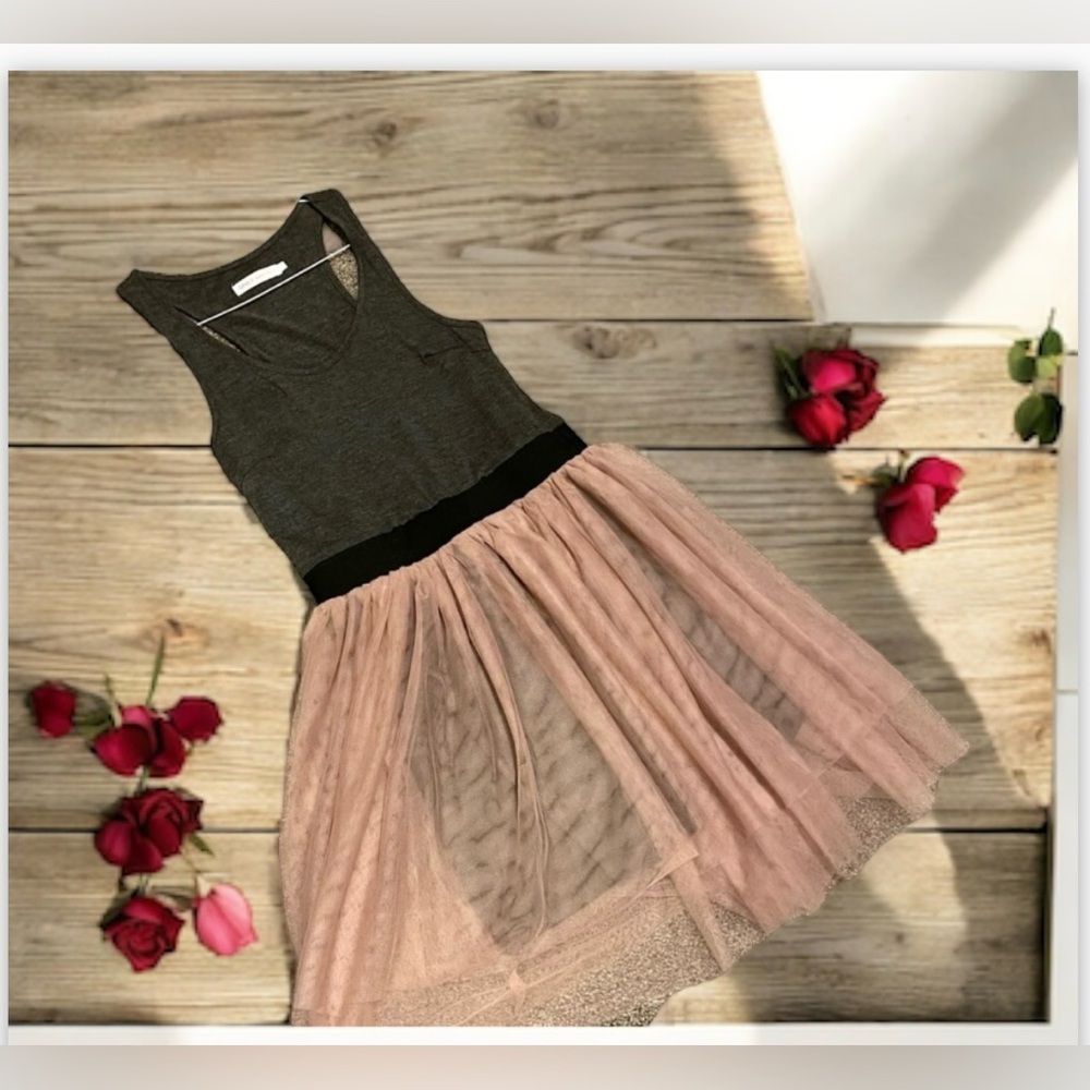 The Carrie Bradshaw Dress-Y2K-90’s- Layered Tank Dress-Tulle Skirt -NWOT-Sz S 🌸 - Picture 3 of 7